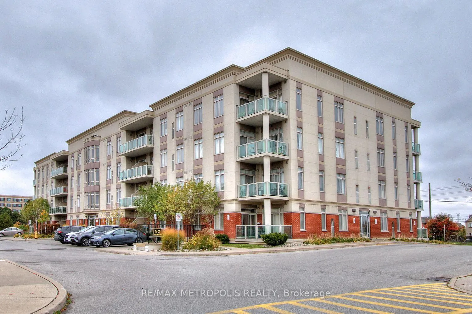 Photo 3 of Unit 107, 7340 Markham Road, Markham, Middlefield — HOMEH