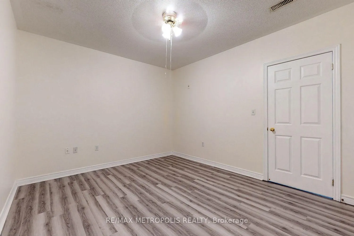 Photo 13 of Unit 107, 7340 Markham Road, Markham, Middlefield — HOMEH