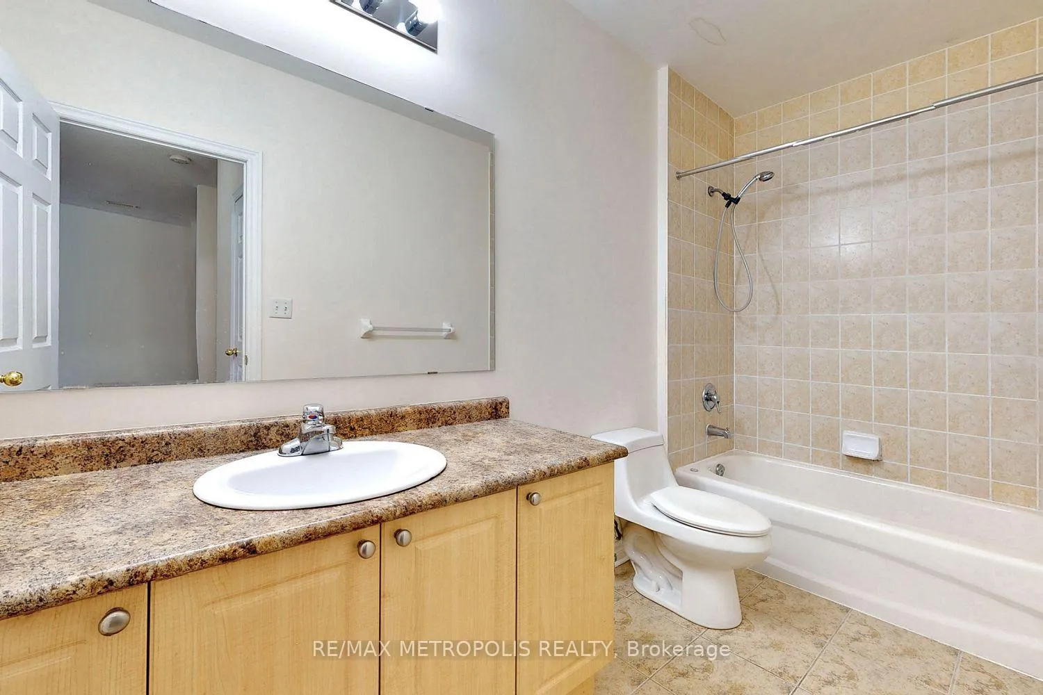 Photo 15 of Unit 107, 7340 Markham Road, Markham, Middlefield — HOMEH