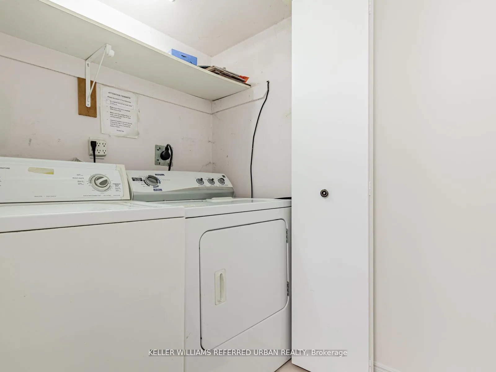 Photo 13 of Unit Bsmt Unit 2, 29 Brookview Drive, Toronto, Englemount-Lawrence — HOMEH