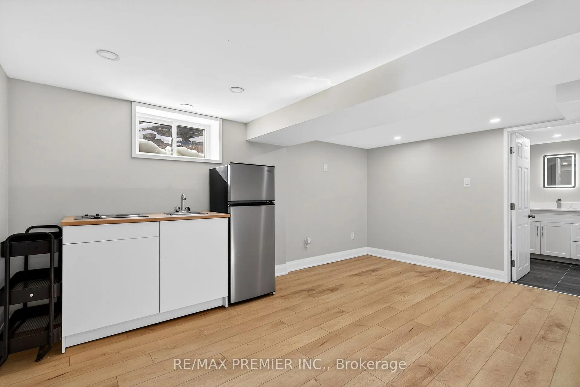 Photo 30 of 4848 Second Avenue, Niagara Falls, Cherrywood — HOMEH
