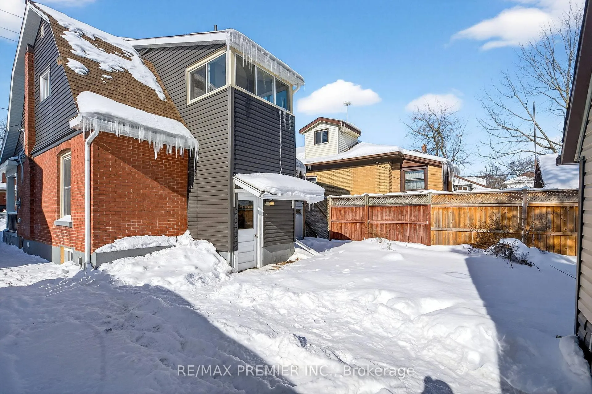 Photo 39 of 4848 Second Avenue, Niagara Falls, Cherrywood — HOMEH