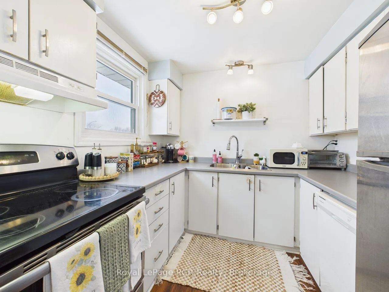 Photo 4 of 646 Hunter Street, Kincardine — HOMEH