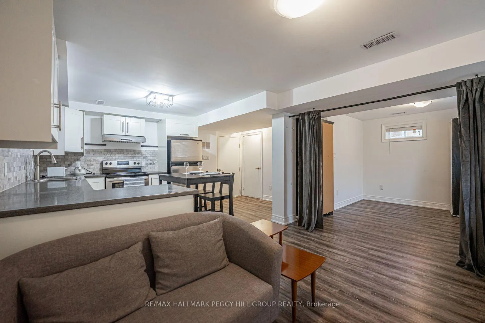 Photo 4 of Unit Lower, 35 Heritage Court, Barrie, Painswick South — HOMEH