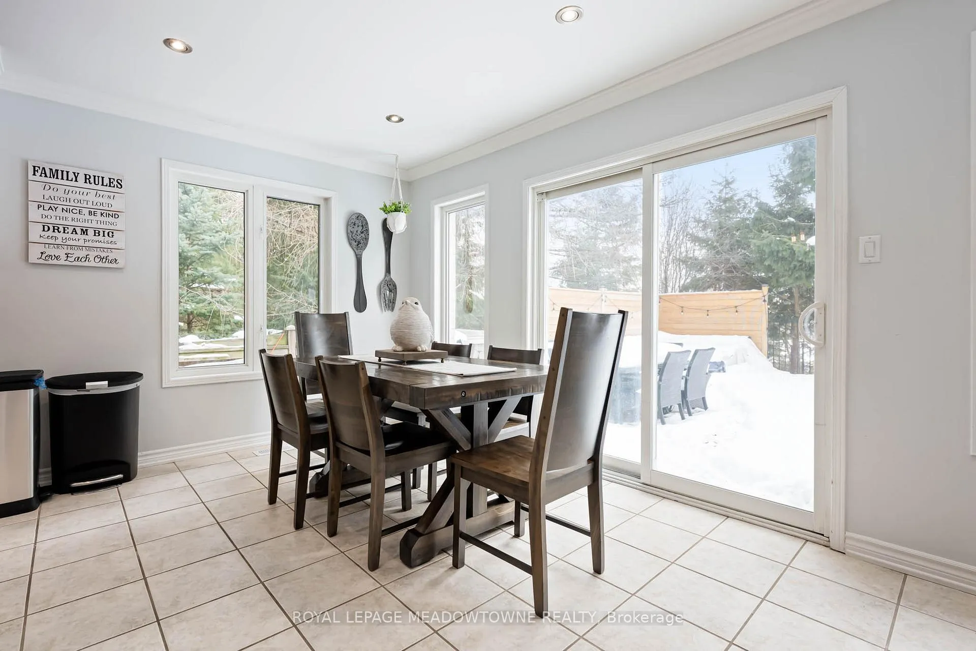 Photo 11 of 19 Grist Mill Drive, Halton Hills, Georgetown — HOMEH