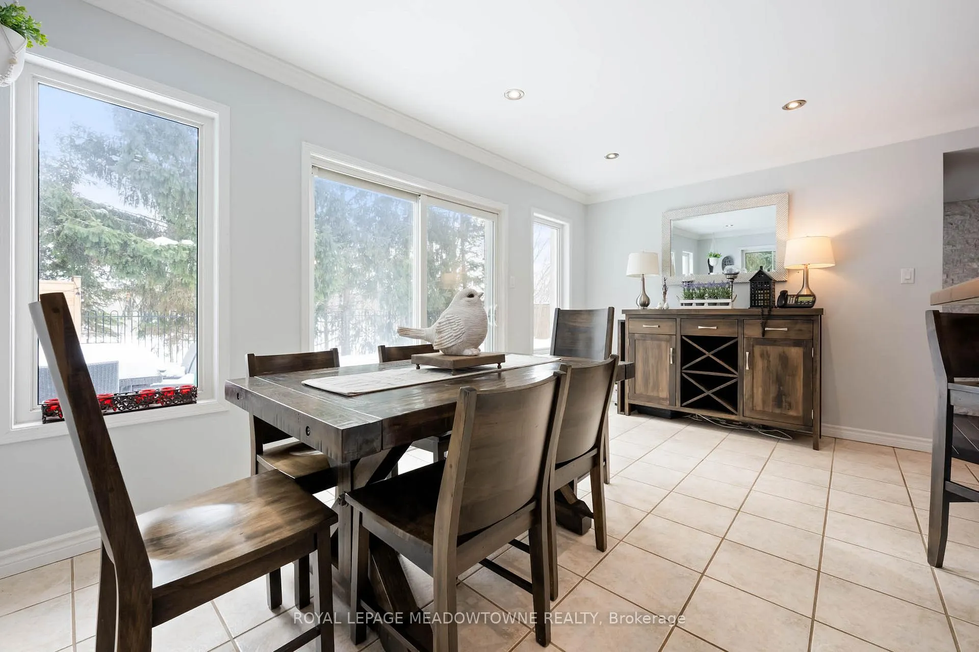 Photo 13 of 19 Grist Mill Drive, Halton Hills, Georgetown — HOMEH