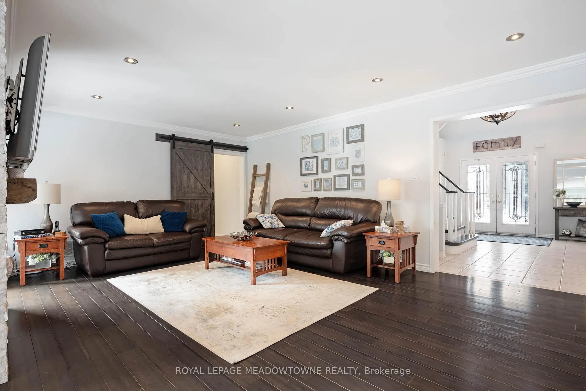 Photo 14 of 19 Grist Mill Drive, Halton Hills, Georgetown — HOMEH