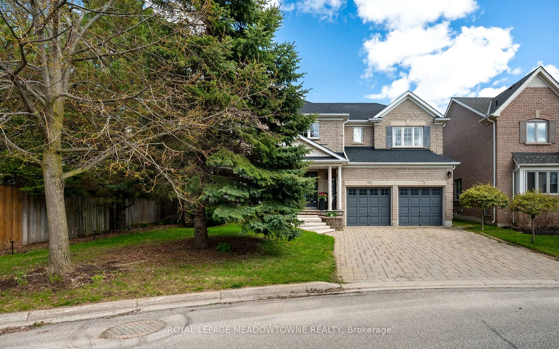 Photo 42 of 19 Grist Mill Drive, Halton Hills, Georgetown — HOMEH