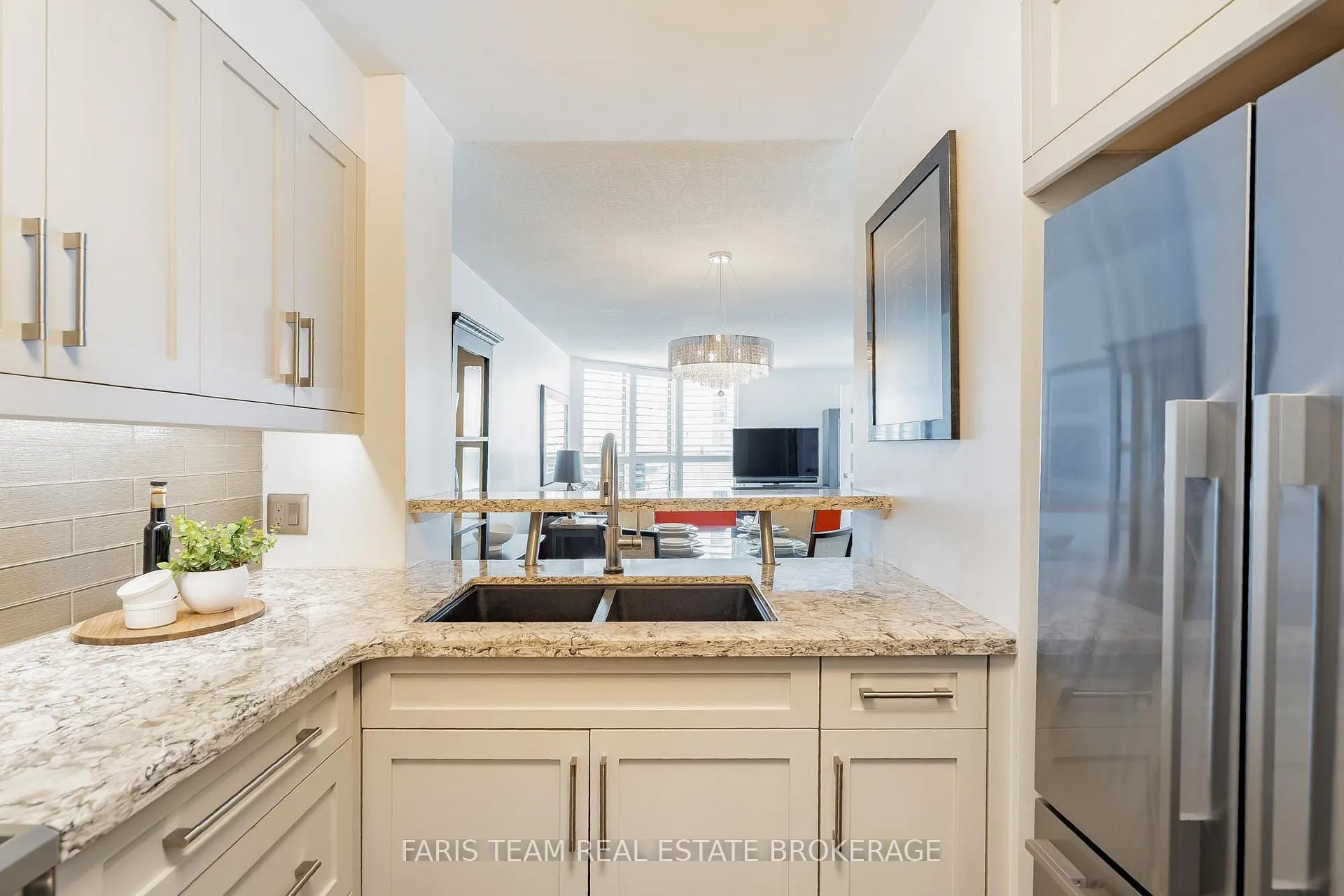 Photo 4 of Unit 304, 150 Dunlop Street E, Barrie, City Centre — HOMEH
