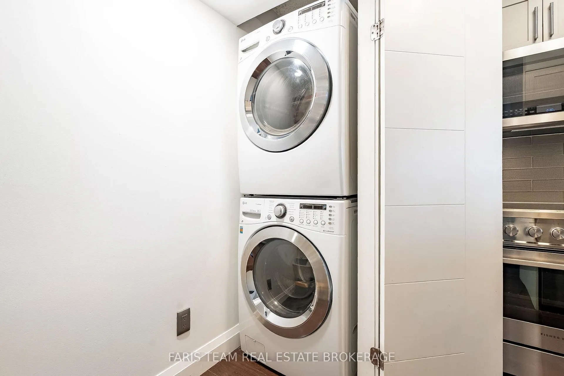 Photo 17 of Unit 304, 150 Dunlop Street E, Barrie, City Centre — HOMEH