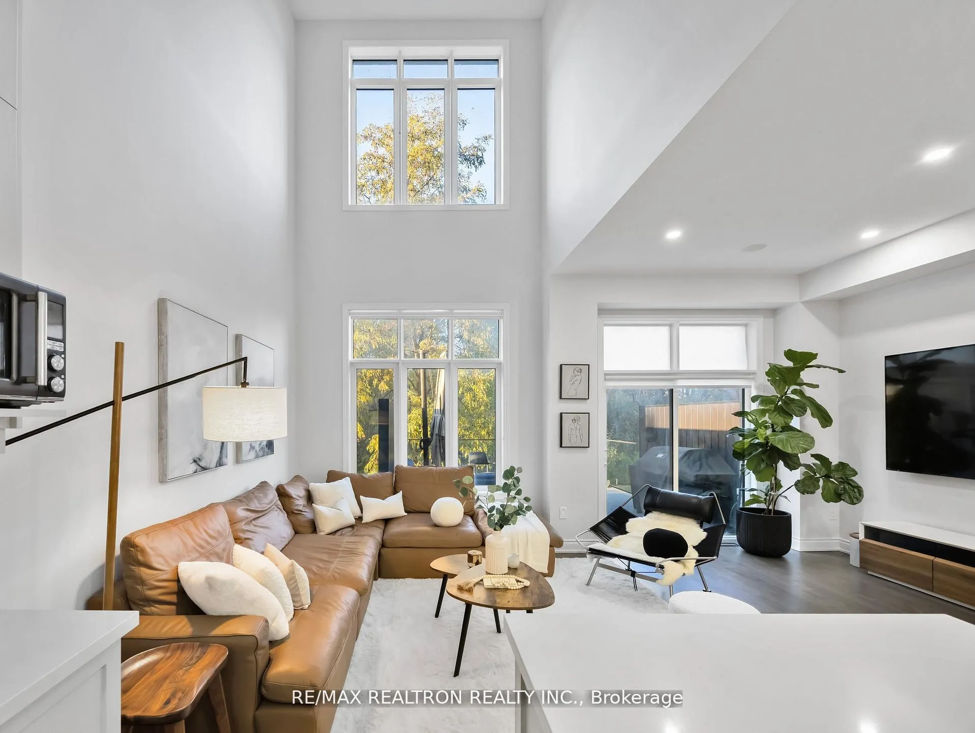 Photo 1 of 600 Marc Santi Boulevard, Vaughan, Patterson — HOMEH
