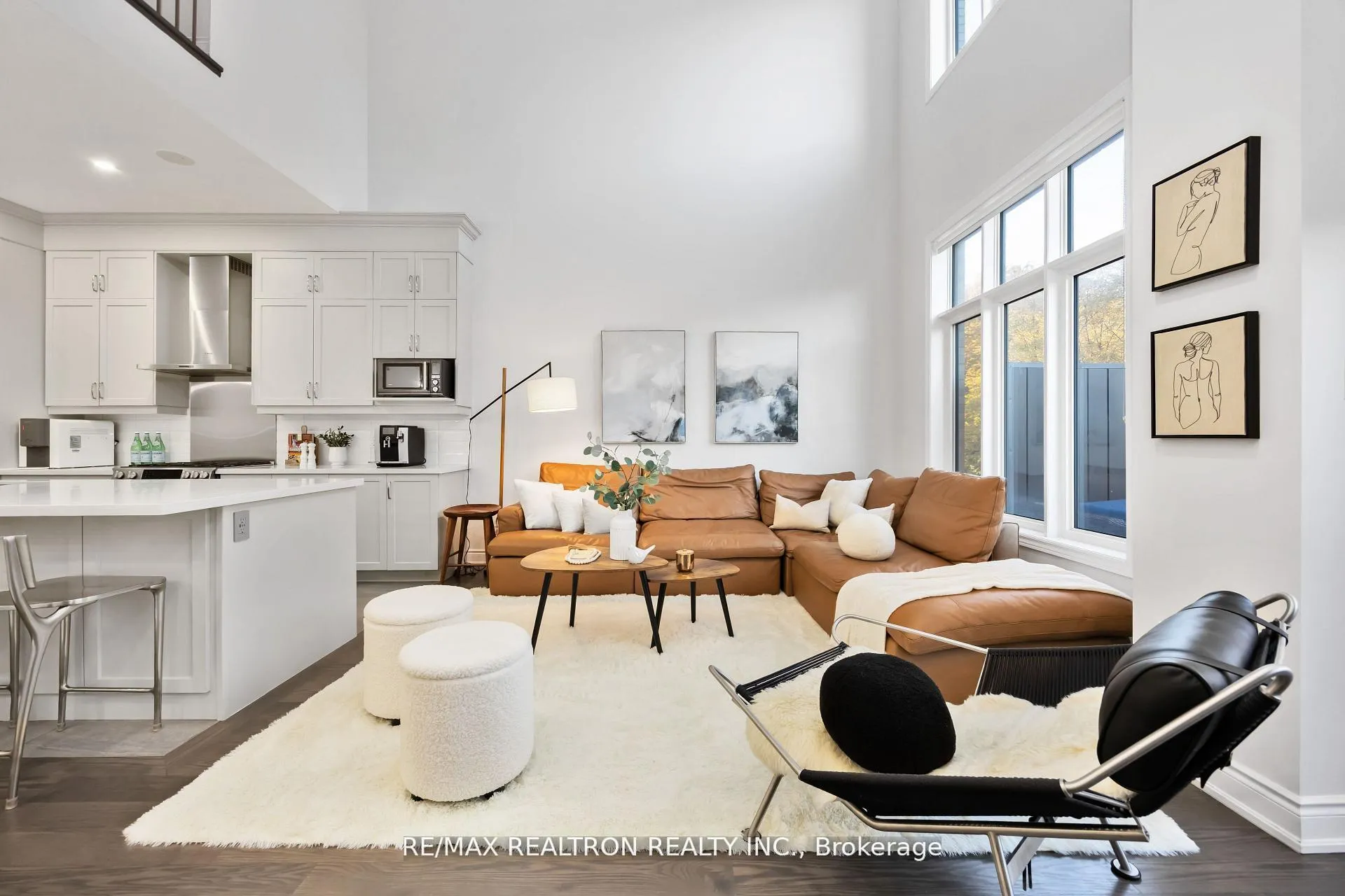 Photo 3 of 600 Marc Santi Boulevard, Vaughan, Patterson — HOMEH
