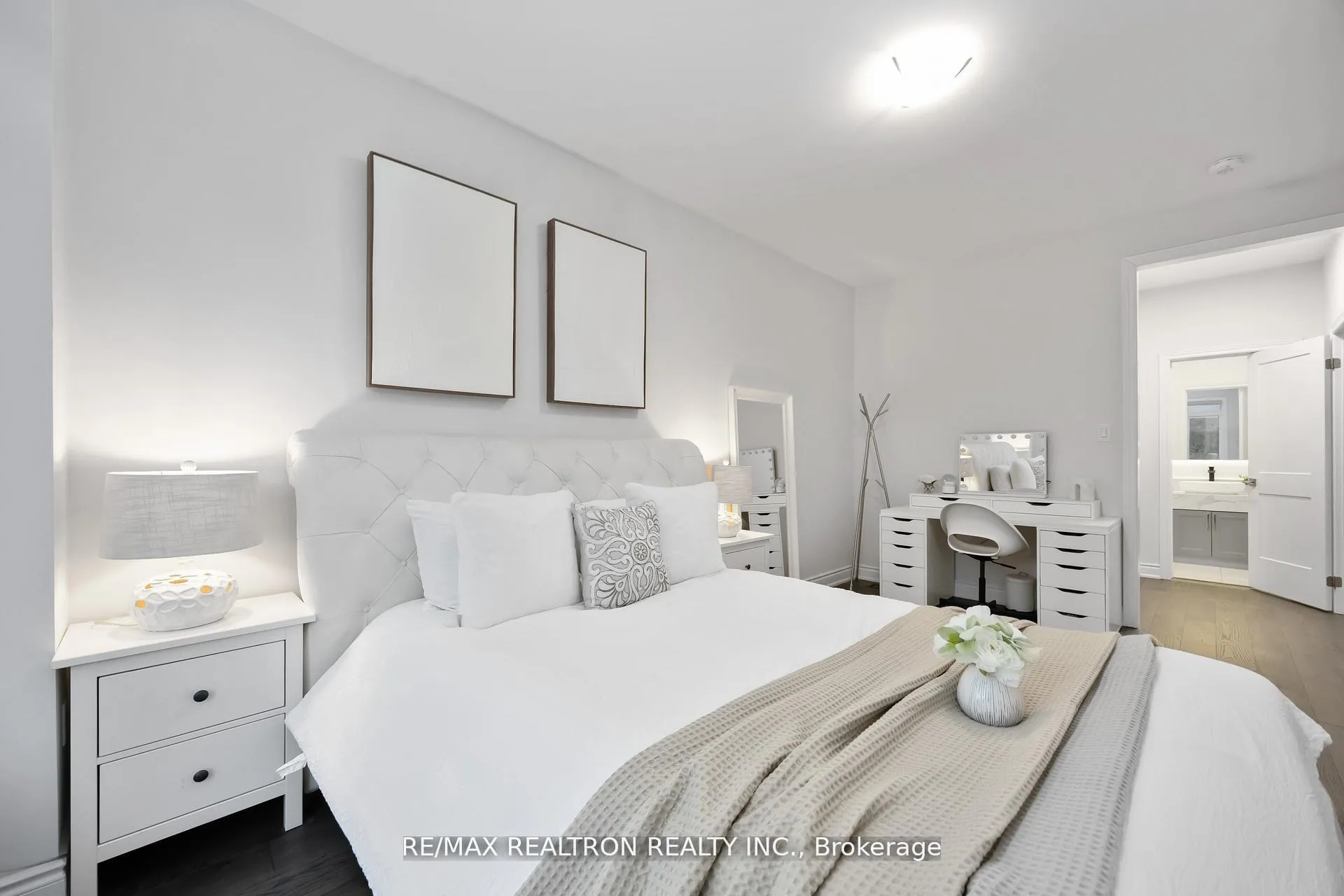 Photo 16 of 600 Marc Santi Boulevard, Vaughan, Patterson — HOMEH