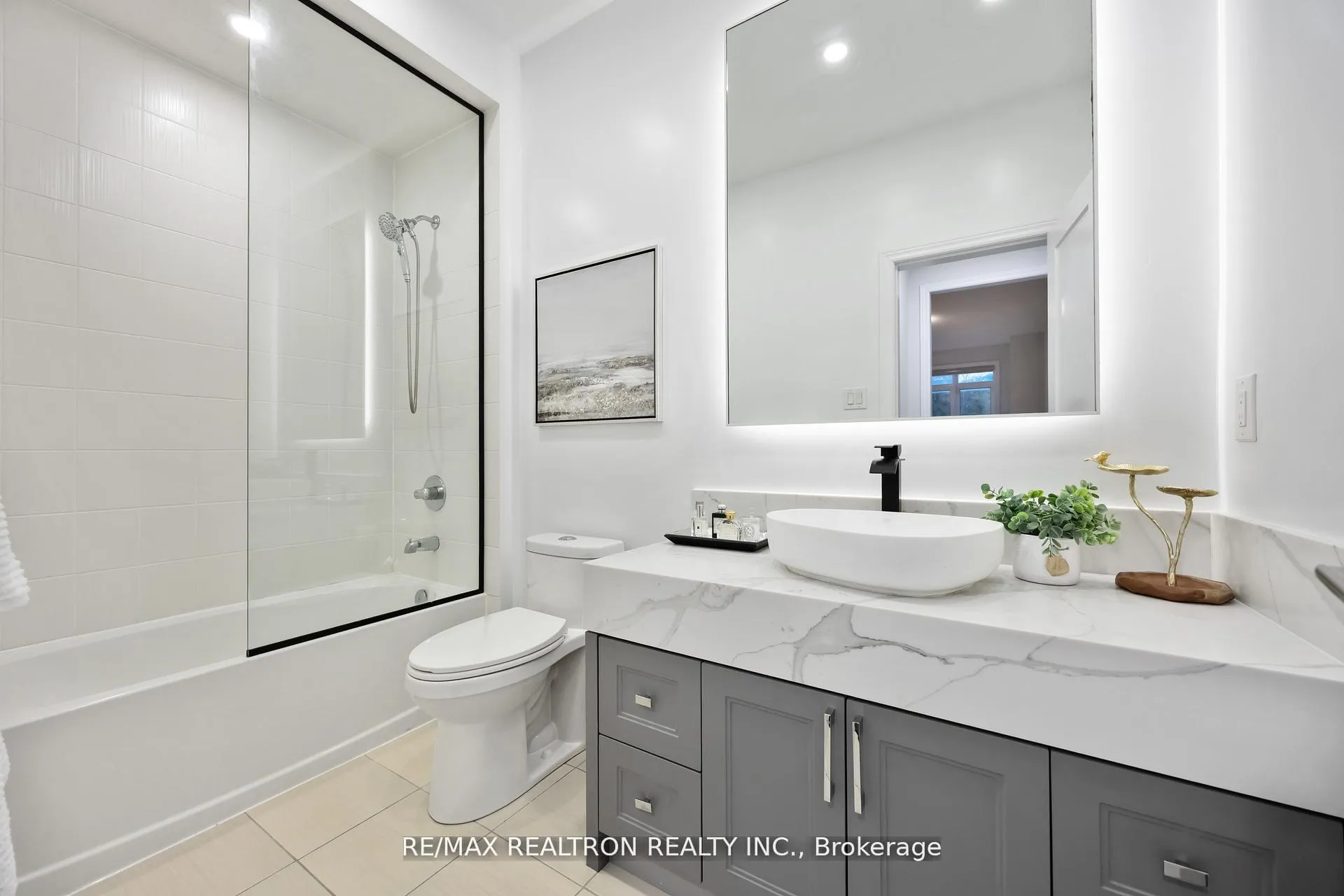 Photo 18 of 600 Marc Santi Boulevard, Vaughan, Patterson — HOMEH
