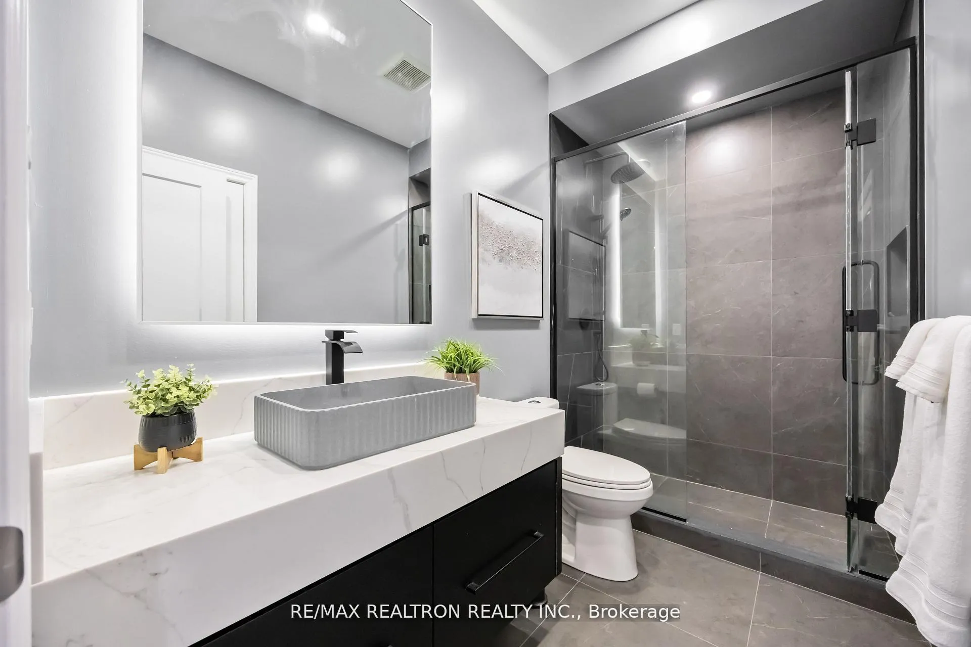 Photo 23 of 600 Marc Santi Boulevard, Vaughan, Patterson — HOMEH