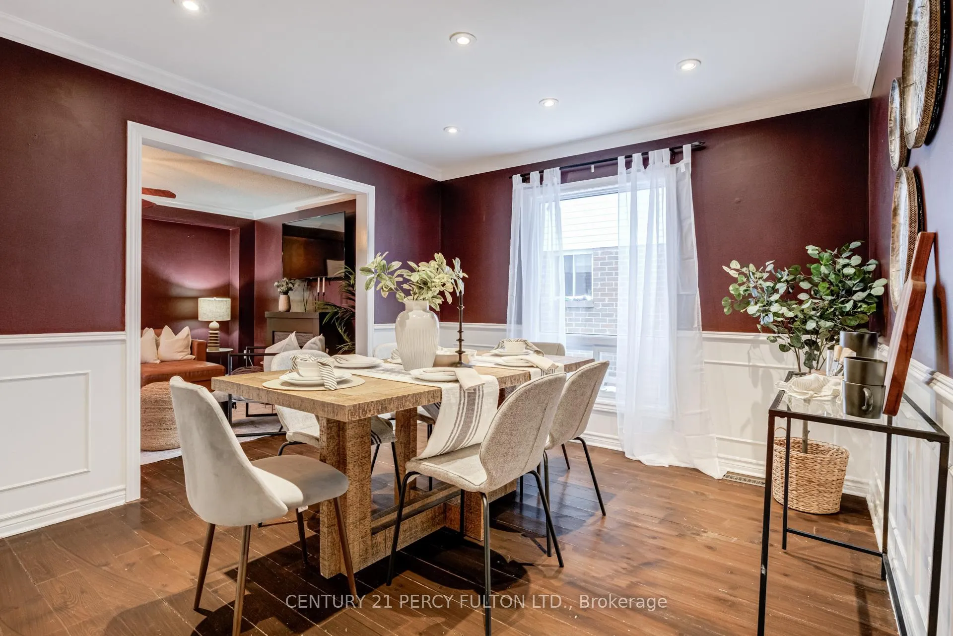 Photo 10 of 50 Angus Drive, Ajax, Central — HOMEH