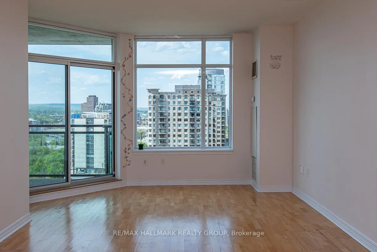 Photo 4 of Unit 1203, 570 Laurier Avenue W, Ottawa, Ottawa Centre — HOMEH