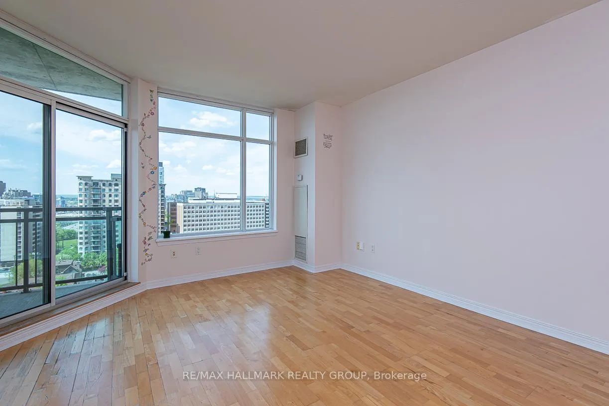 Photo 7 of Unit 1203, 570 Laurier Avenue W, Ottawa, Ottawa Centre — HOMEH