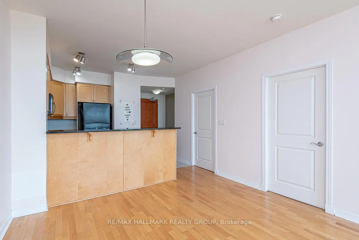 Photo 9 of Unit 1203, 570 Laurier Avenue W, Ottawa, Ottawa Centre — HOMEH