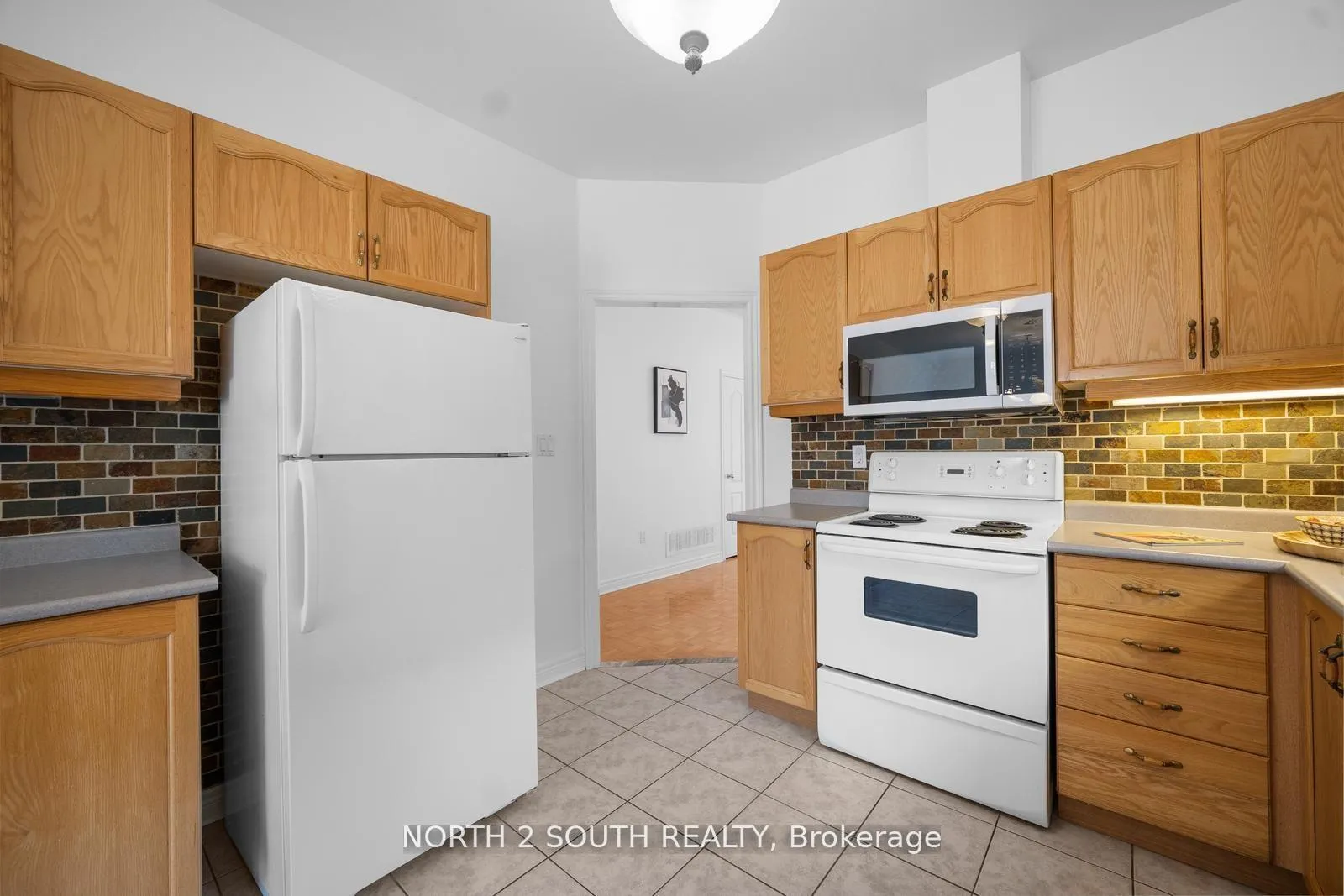 Photo 17 of 46 Silverado Trail, Vaughan, Sonoma Heights — HOMEH