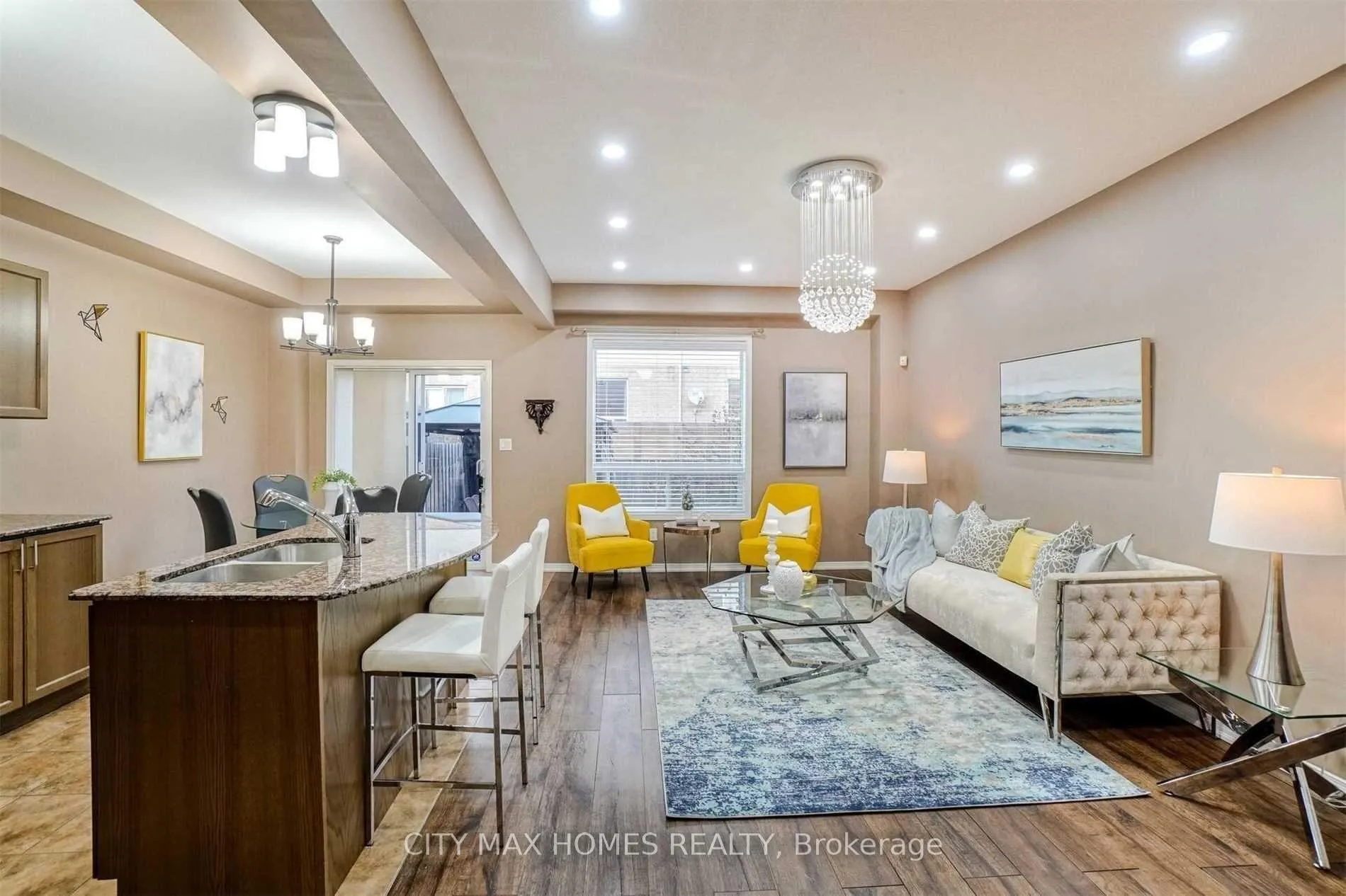 Photo 4 of Unit 40, 170 Palacebeach Trail, Hamilton, Stoney Creek — HOMEH