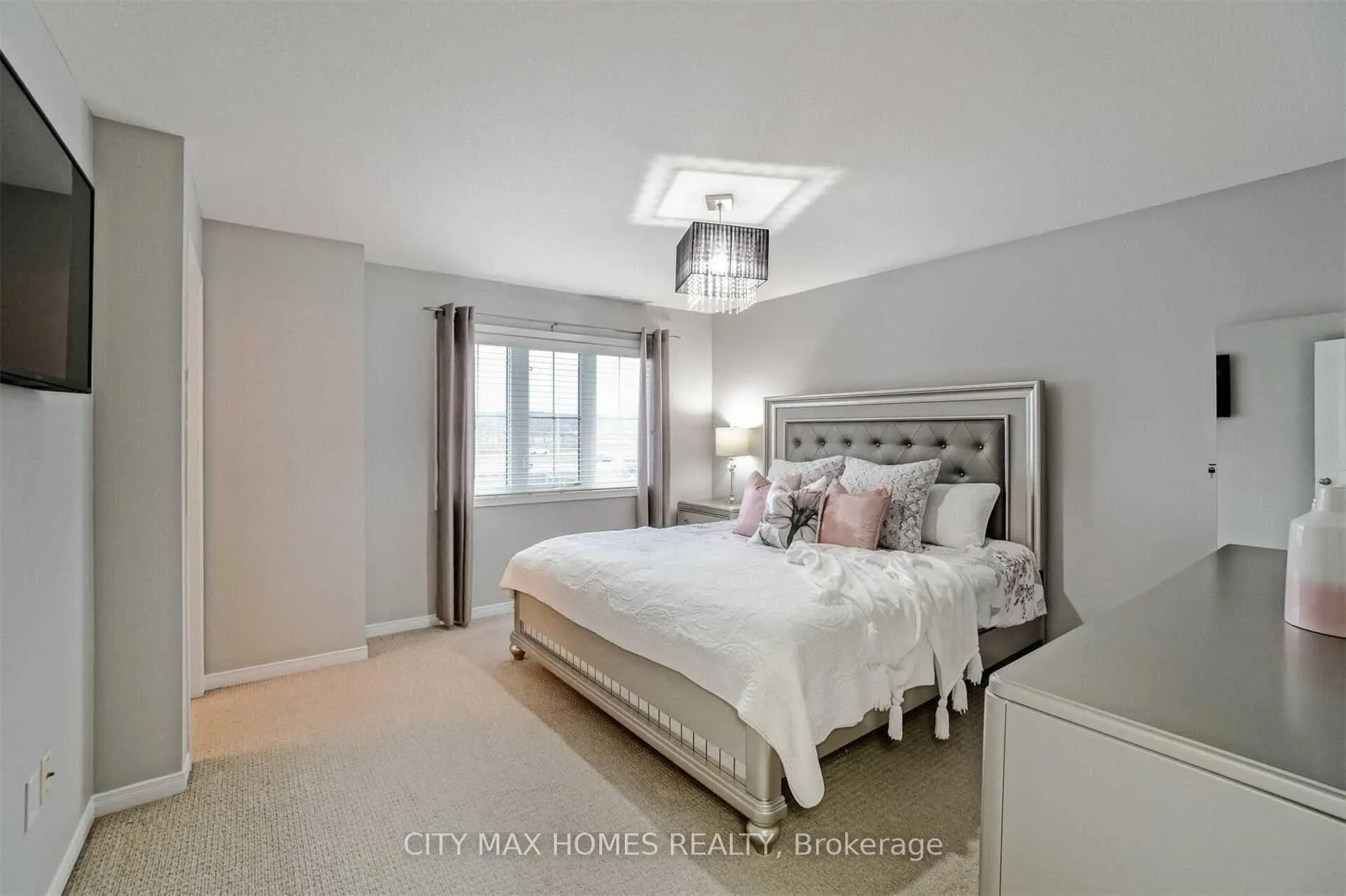 Photo 10 of Unit 40, 170 Palacebeach Trail, Hamilton, Stoney Creek — HOMEH