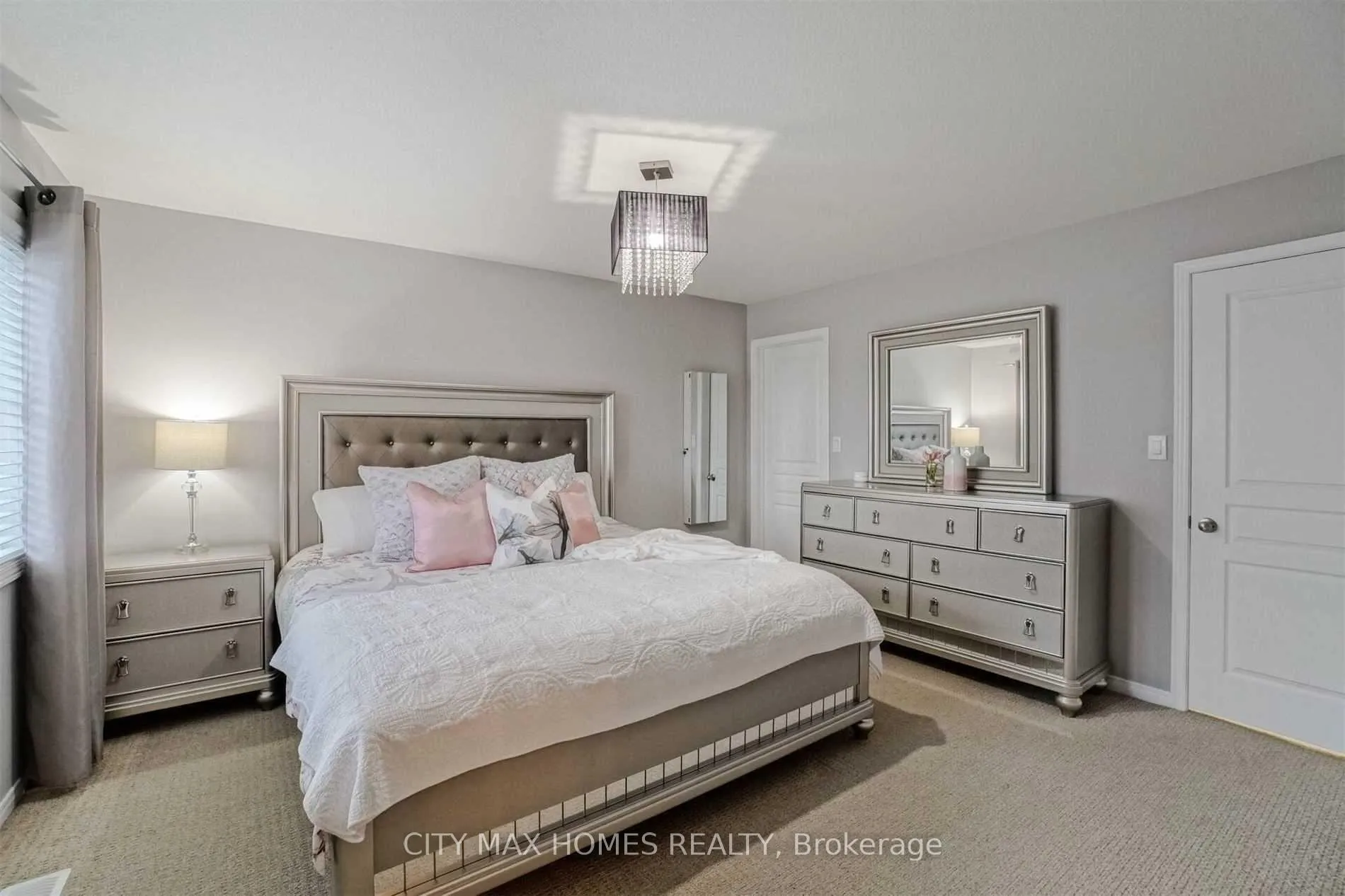 Photo 11 of Unit 40, 170 Palacebeach Trail, Hamilton, Stoney Creek — HOMEH
