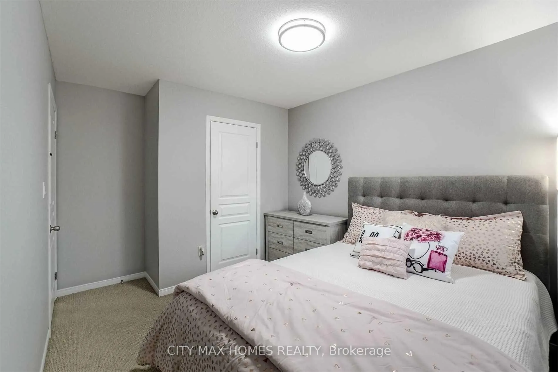 Photo 14 of Unit 40, 170 Palacebeach Trail, Hamilton, Stoney Creek — HOMEH