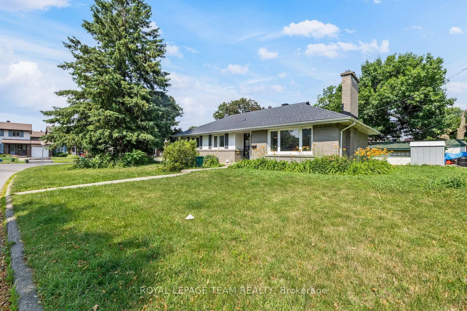 Photo 7 of 467-469 Braydon Avenue, Ottawa, Riverview Park — HOMEH