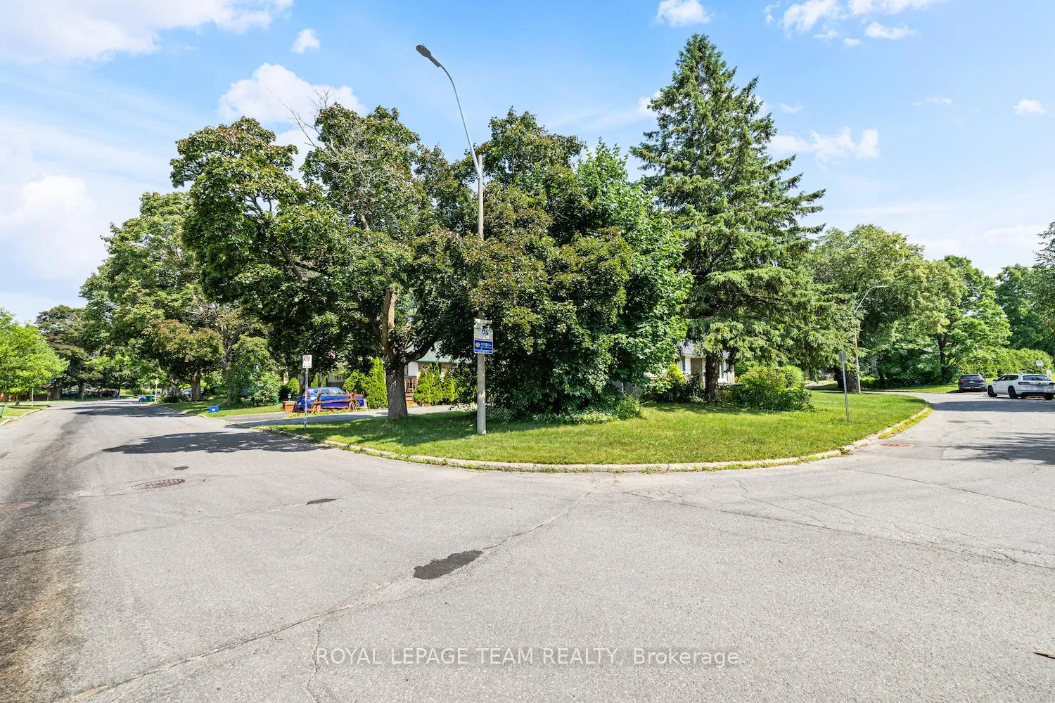 Photo 10 of 467-469 Braydon Avenue, Ottawa, Riverview Park — HOMEH
