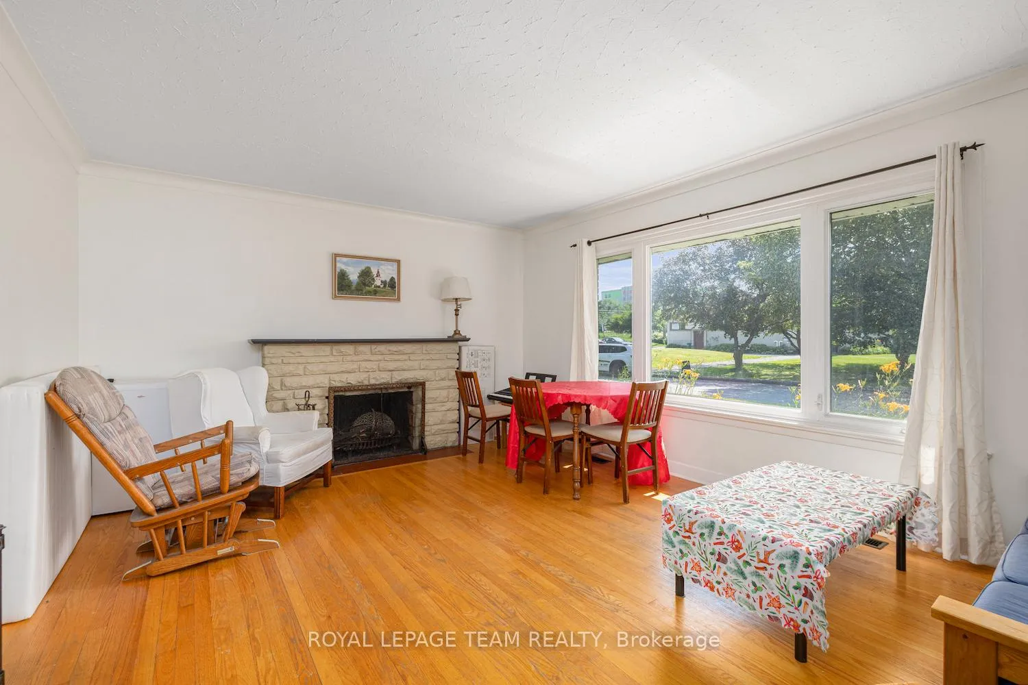 Photo 13 of 467-469 Braydon Avenue, Ottawa, Riverview Park — HOMEH