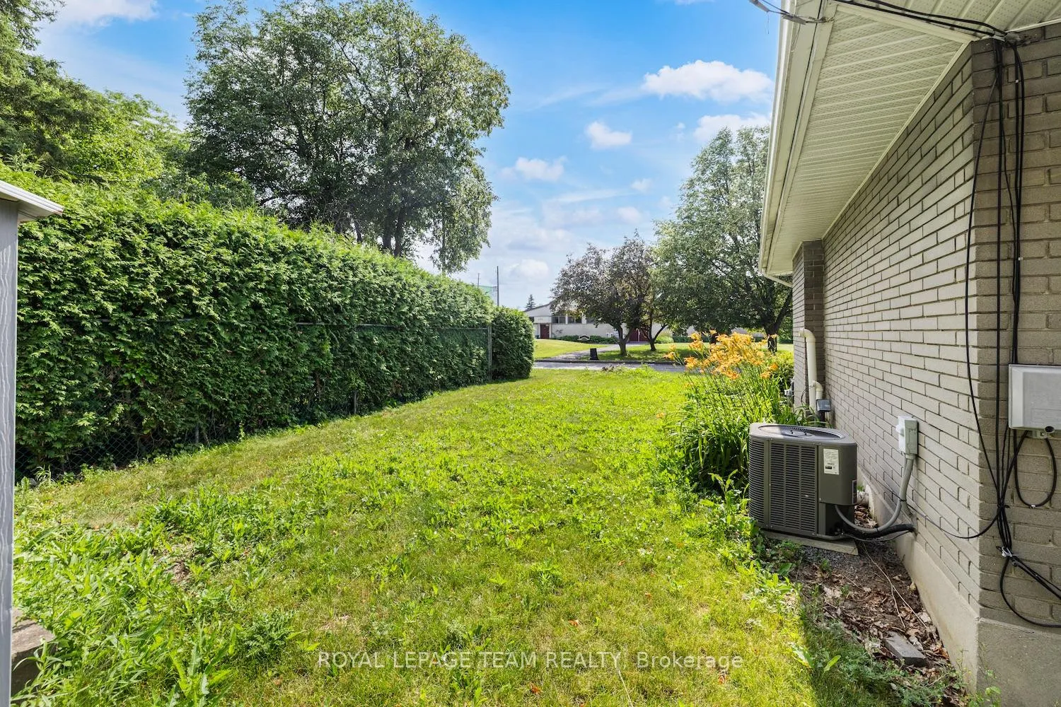 Photo 39 of 467-469 Braydon Avenue, Ottawa, Riverview Park — HOMEH