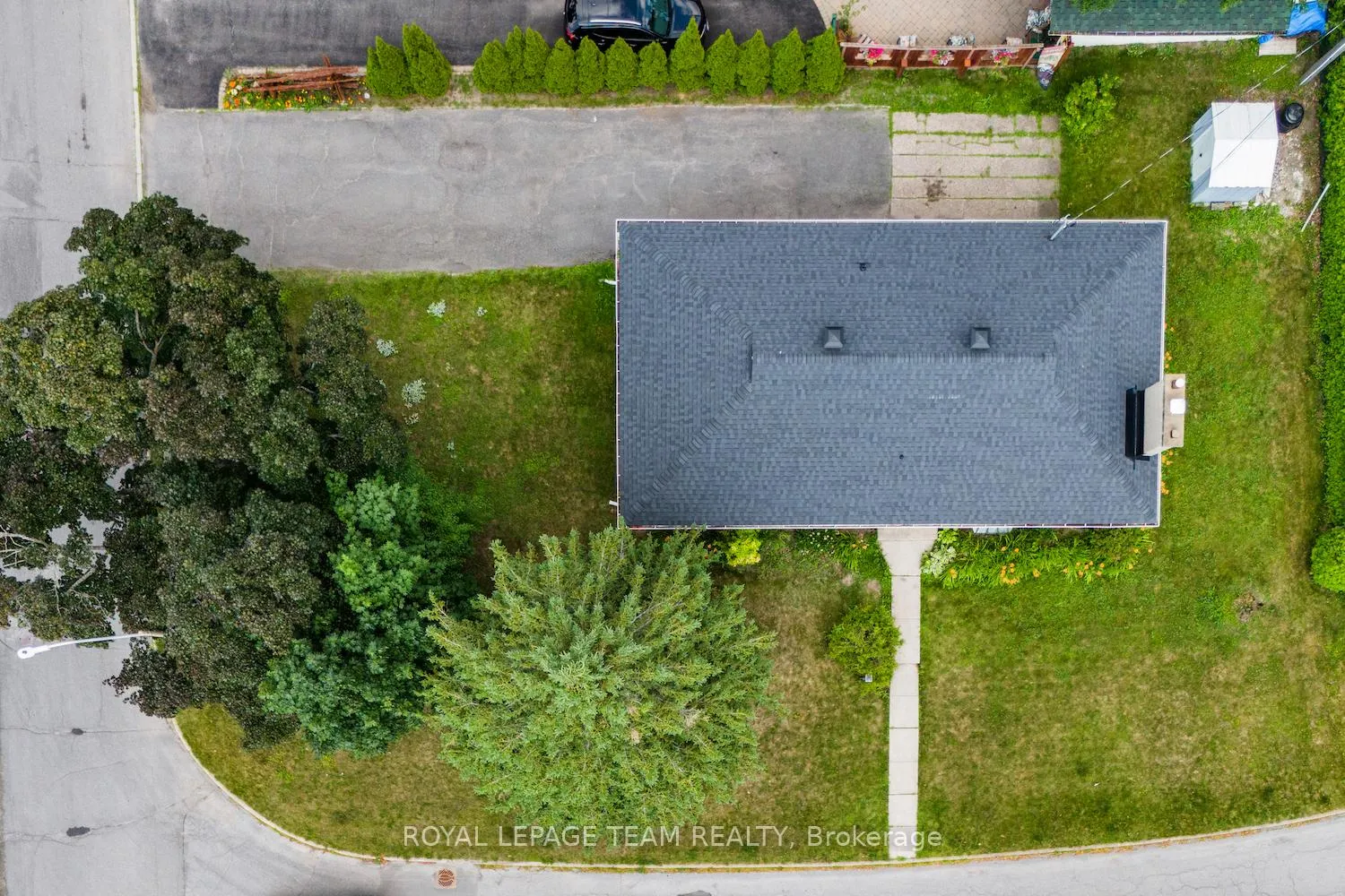 Photo 43 of 467-469 Braydon Avenue, Ottawa, Riverview Park — HOMEH