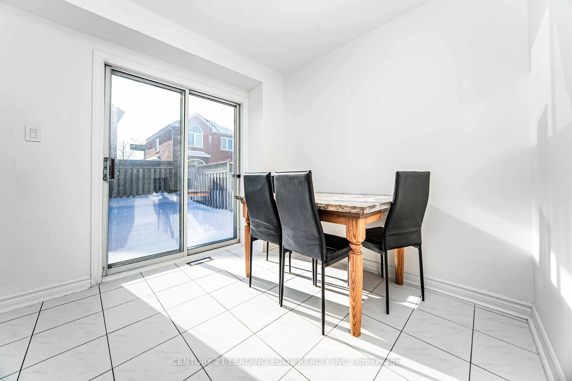 Photo 13 of 188 Milliken Meadows Drive, Markham, Milliken Mills West — HOMEH