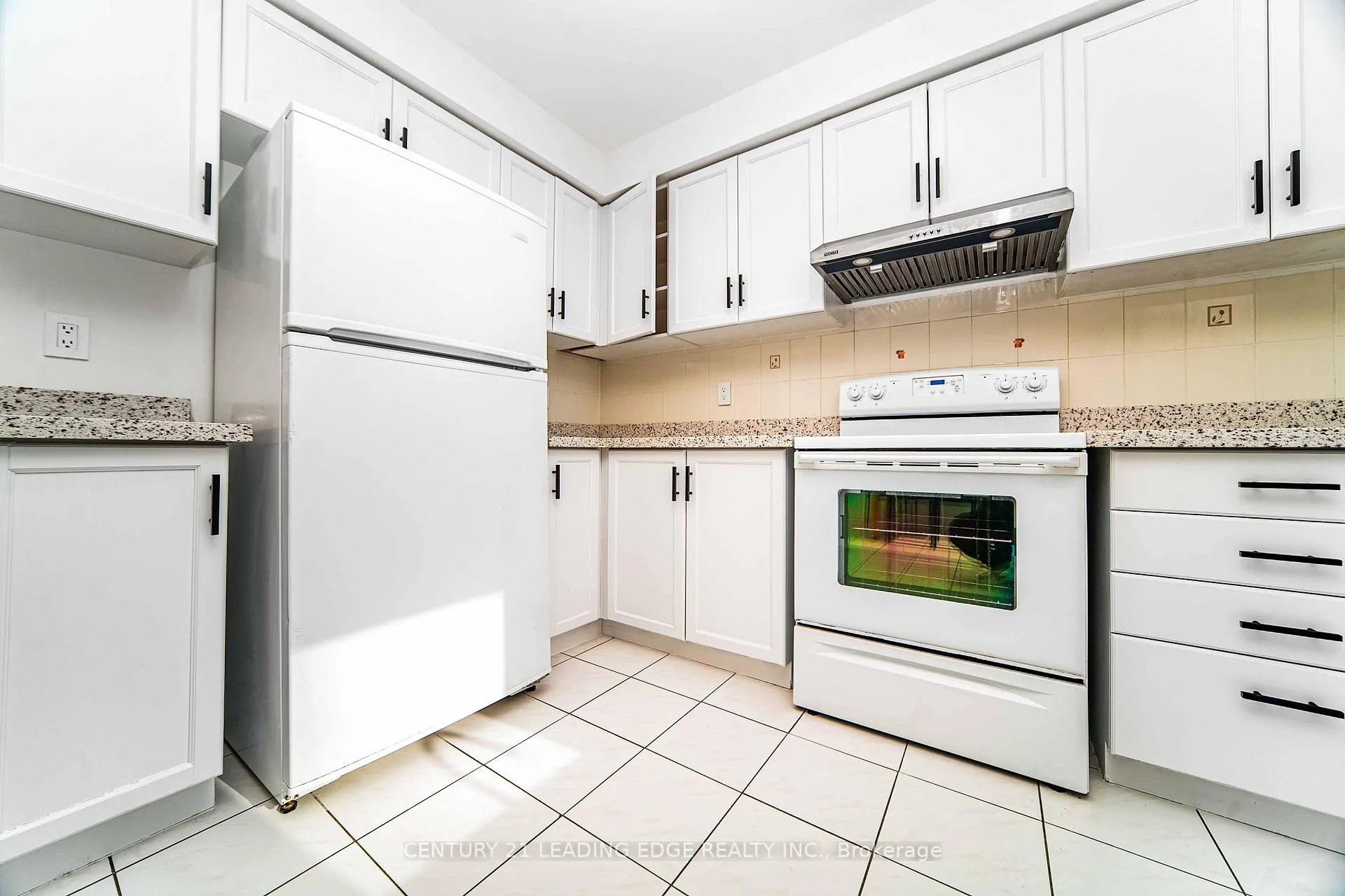 Photo 38 of 188 Milliken Meadows Drive, Markham, Milliken Mills West — HOMEH