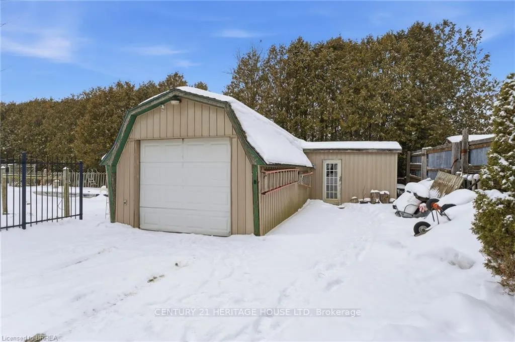 Photo 30 of 899 Keg Lane, Brant, Paris — HOMEH