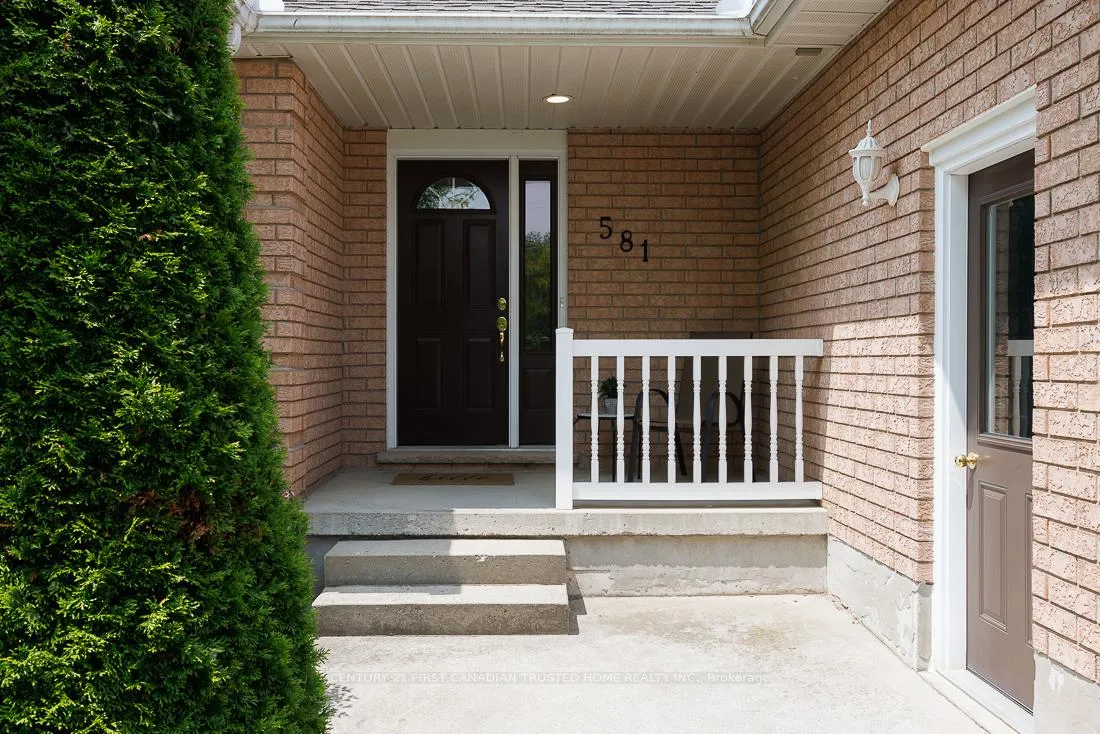 Photo 6 of 581 Harris Circle, Strathroy-Caradoc, NE — HOMEH