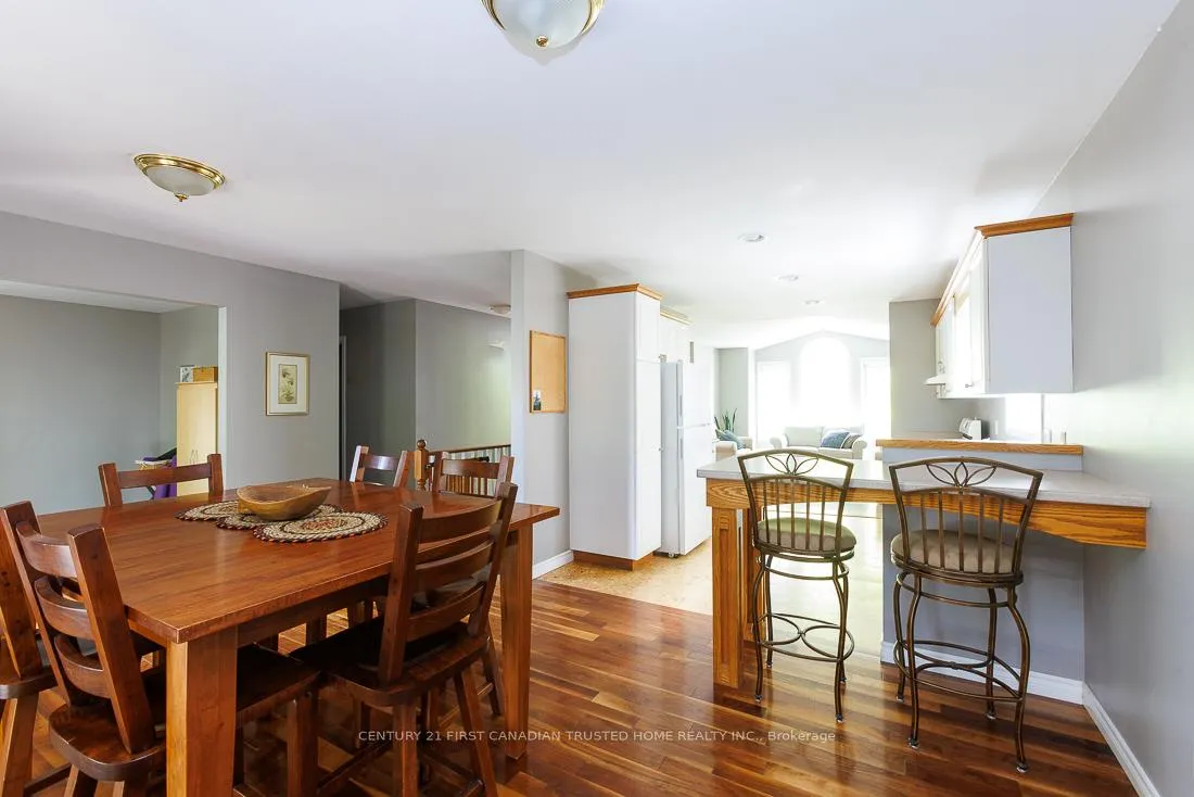Photo 14 of 581 Harris Circle, Strathroy-Caradoc, NE — HOMEH