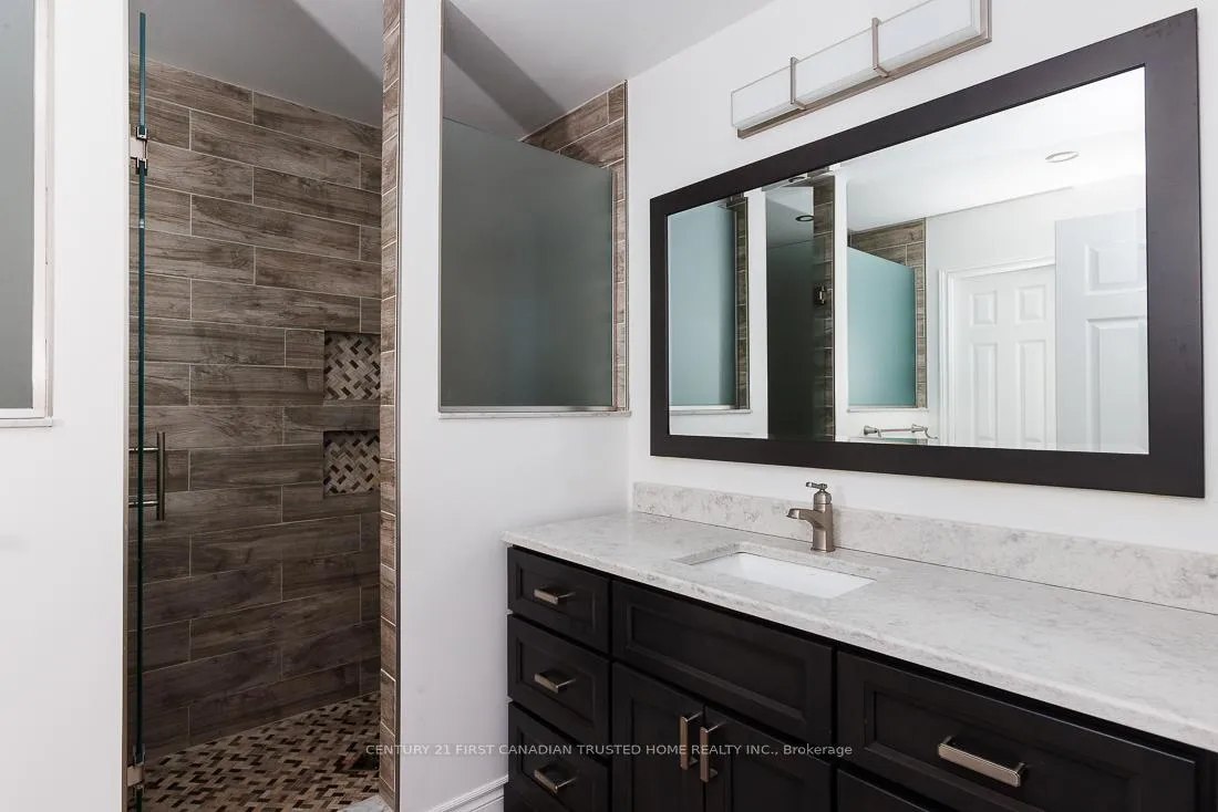 Photo 16 of 581 Harris Circle, Strathroy-Caradoc, NE — HOMEH