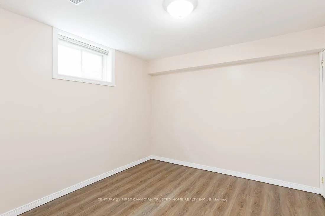 Photo 22 of 581 Harris Circle, Strathroy-Caradoc, NE — HOMEH