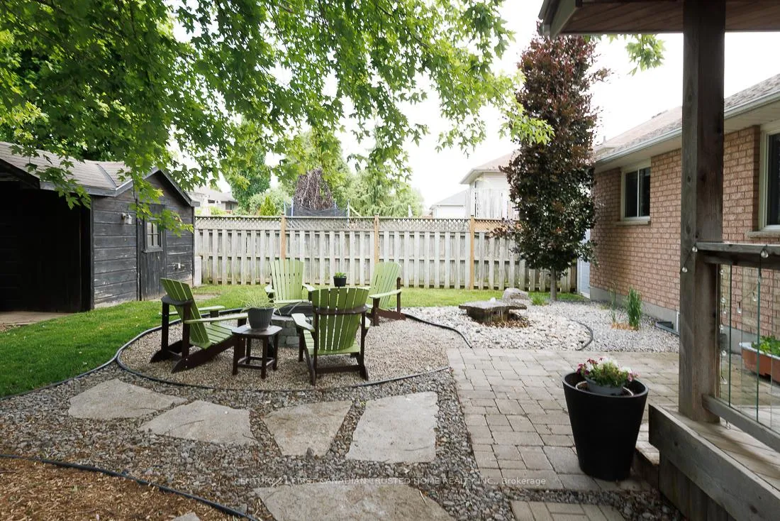 Photo 35 of 581 Harris Circle, Strathroy-Caradoc, NE — HOMEH