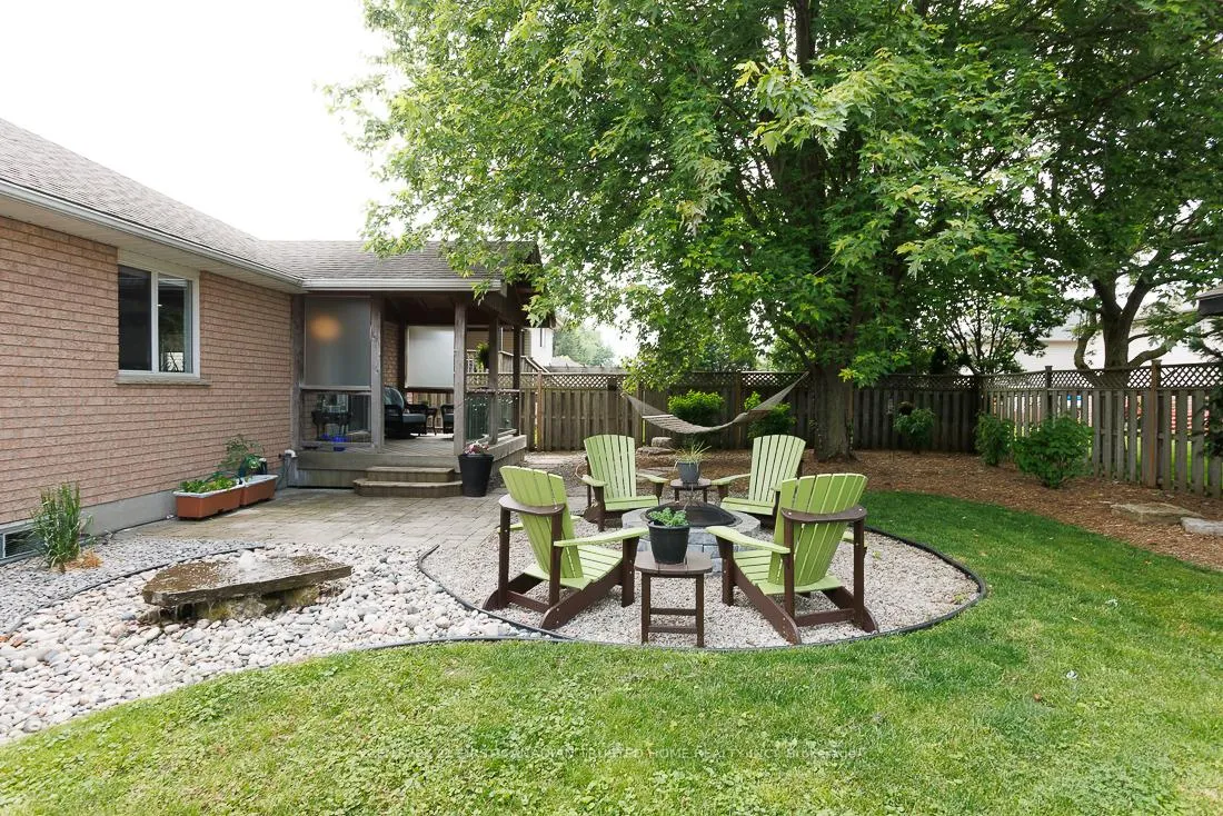 Photo 39 of 581 Harris Circle, Strathroy-Caradoc, NE — HOMEH
