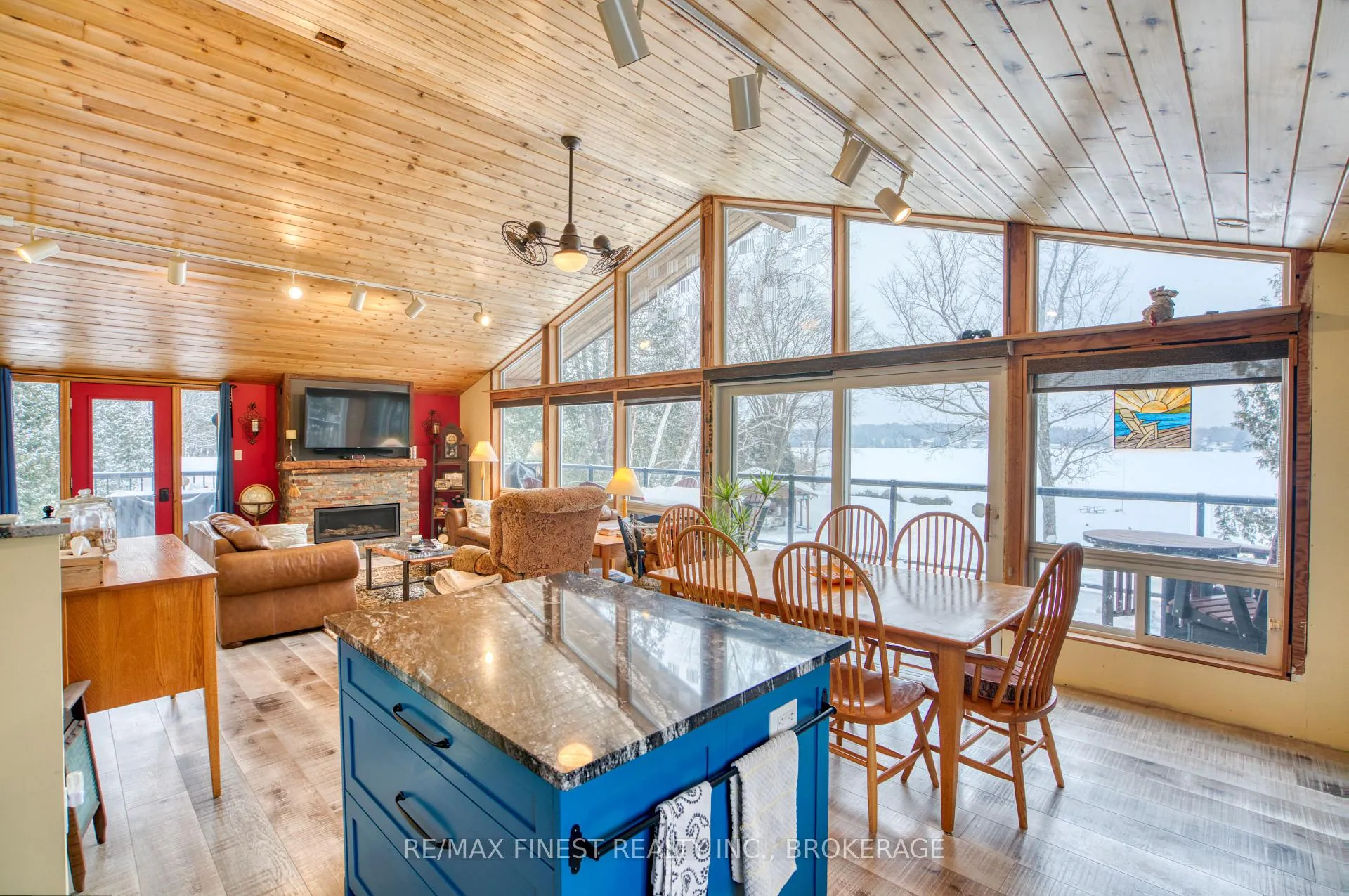Photo 14 of 1063 Willett Lane, Frontenac, Frontenac Centre — HOMEH