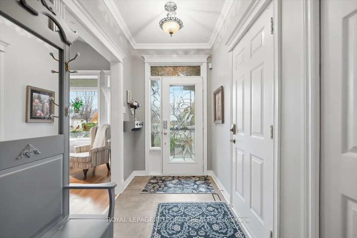 Photo 5 of 1030 Valin Street, Ottawa, Fallingbrook/Gardenway South — HOMEH