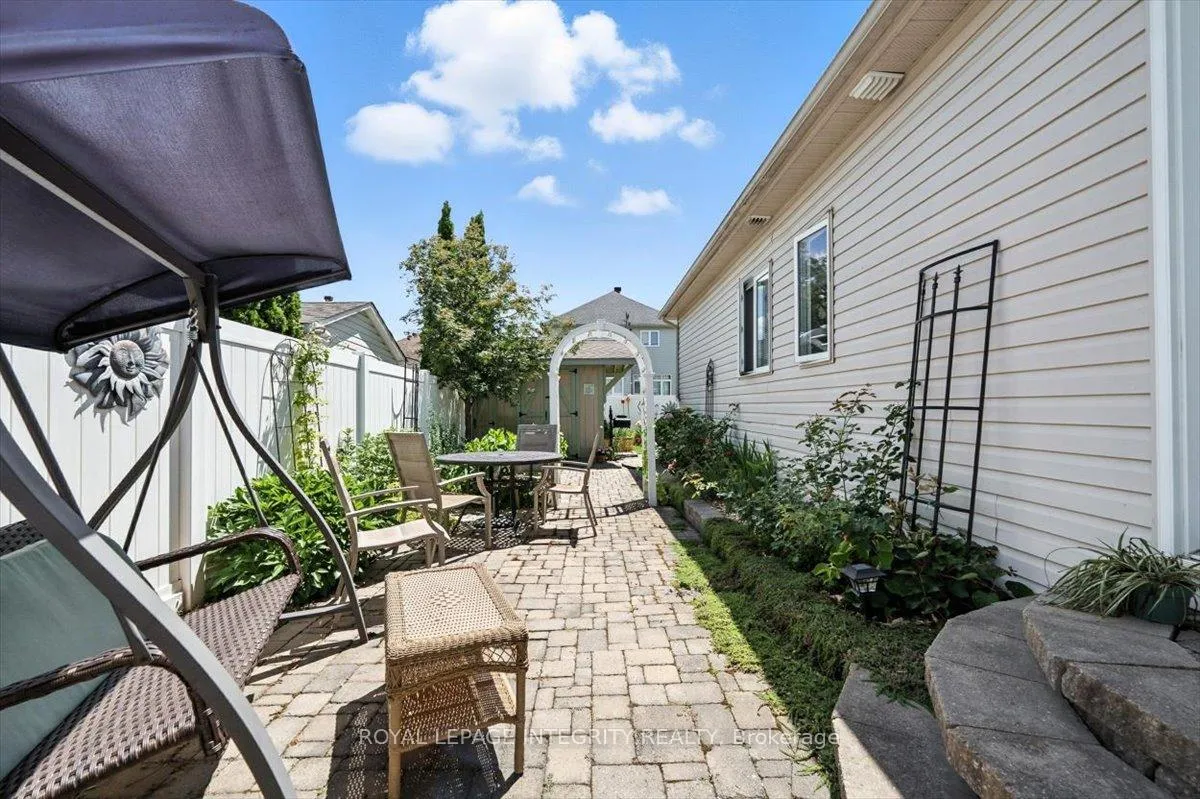Photo 36 of 1030 Valin Street, Ottawa, Fallingbrook/Gardenway South — HOMEH