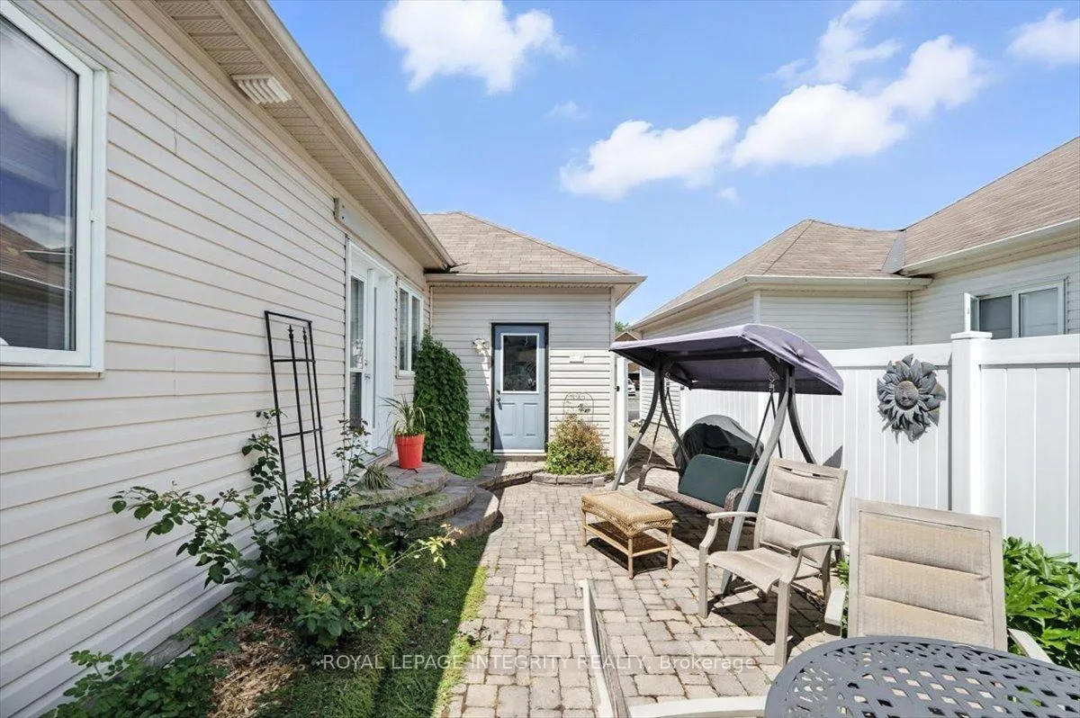 Photo 44 of 1030 Valin Street, Ottawa, Fallingbrook/Gardenway South — HOMEH