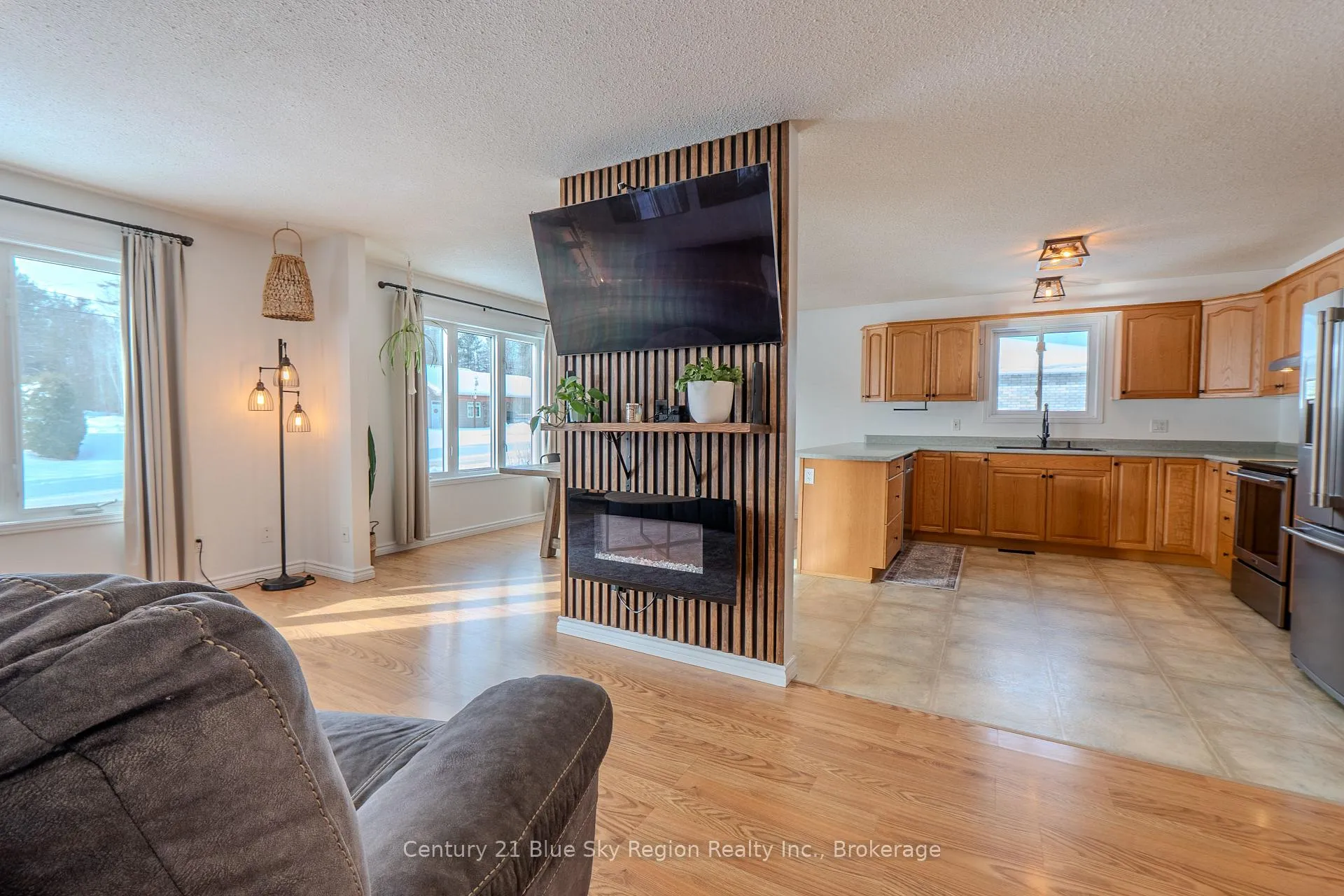 Photo 7 of 529 Pine Street, Mattawa — HOMEH