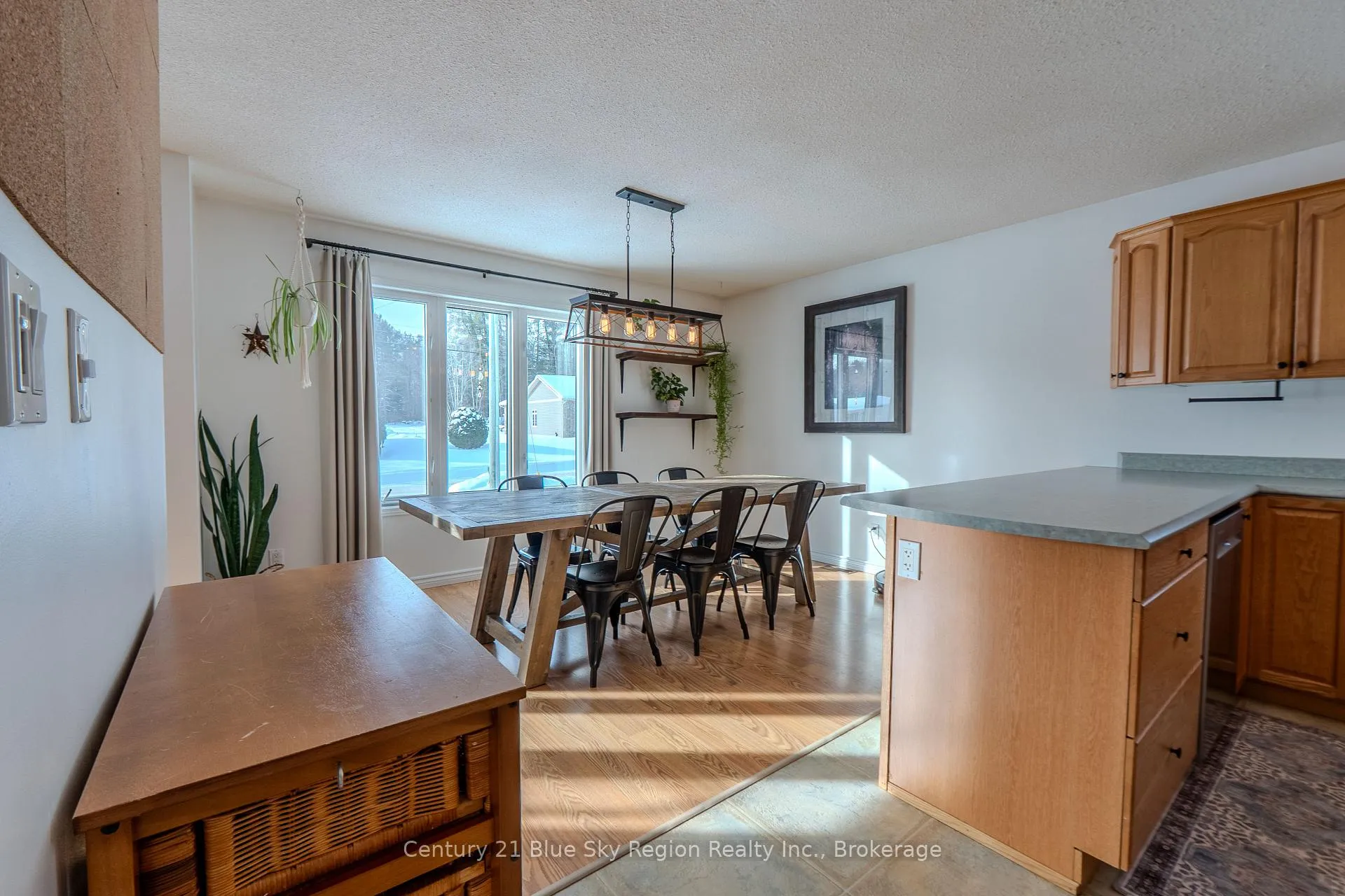 Photo 10 of 529 Pine Street, Mattawa — HOMEH