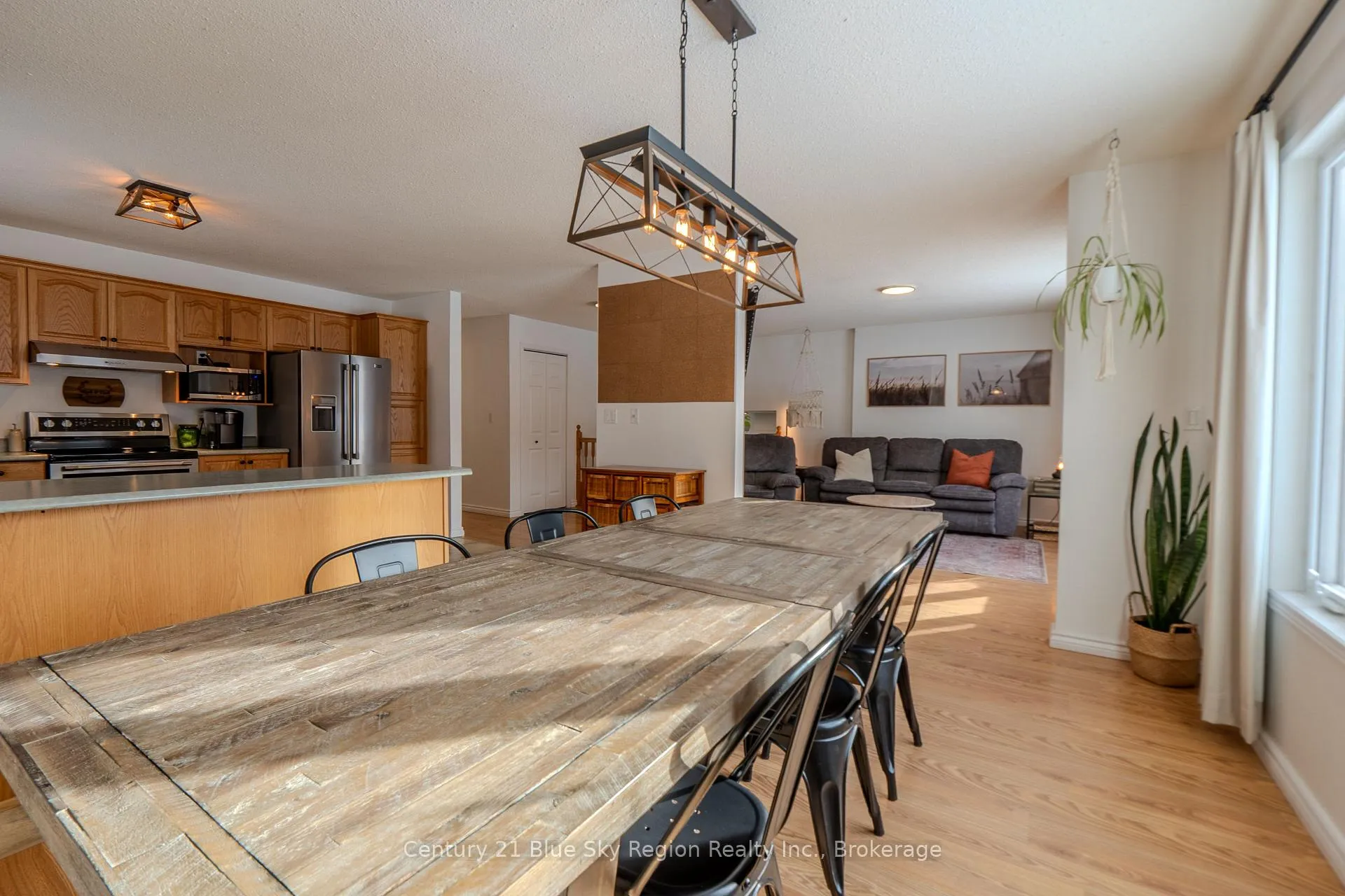 Photo 15 of 529 Pine Street, Mattawa — HOMEH