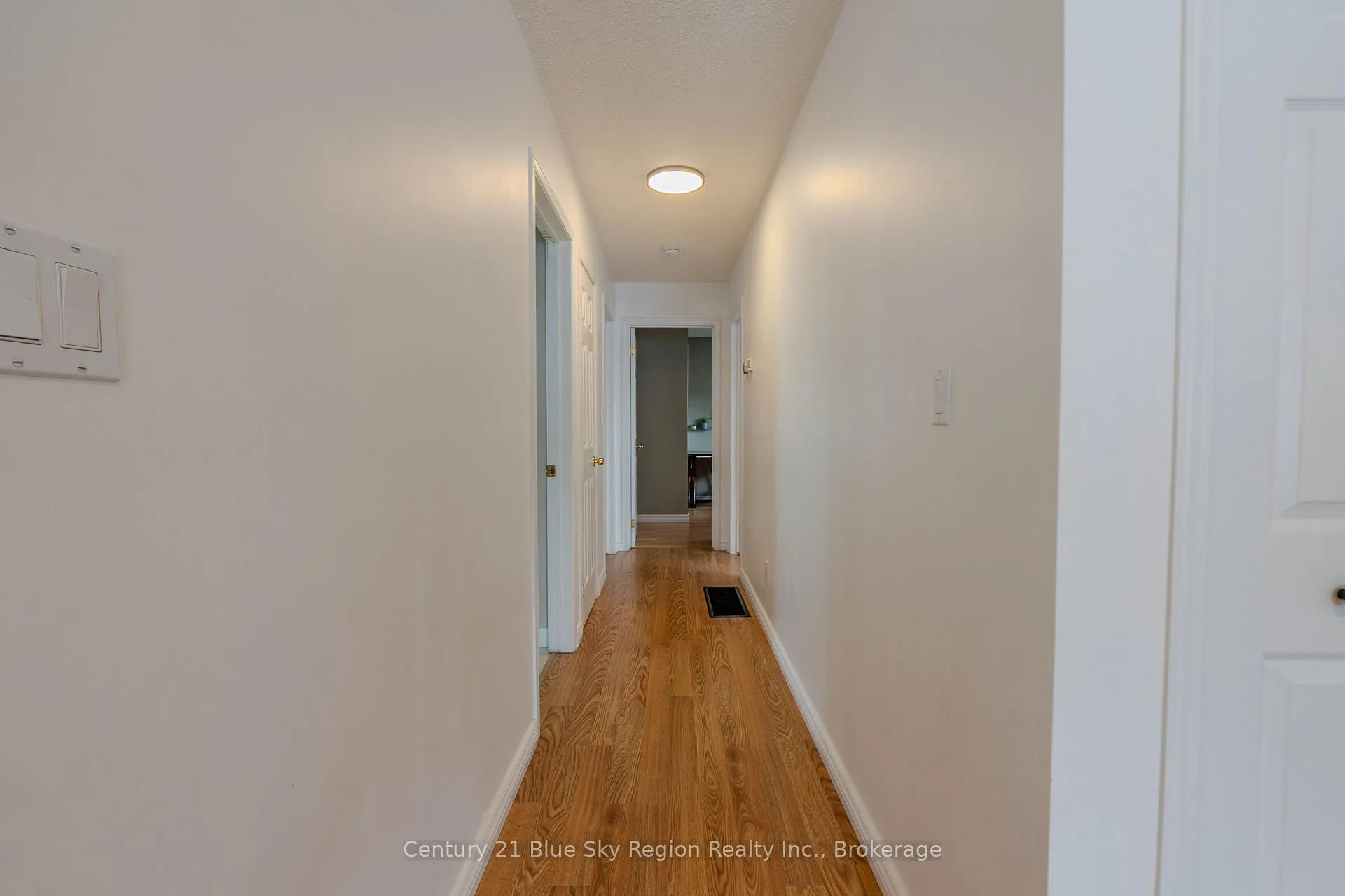 Photo 16 of 529 Pine Street, Mattawa — HOMEH